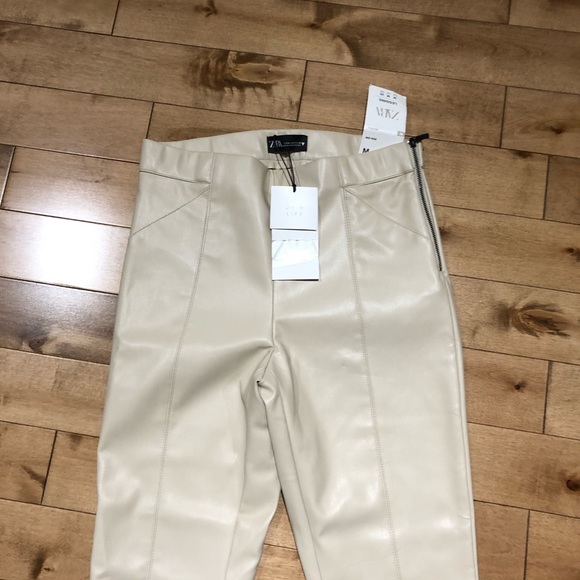 NWT Zara cream faux leather leggings - medium - Picture 4 of 14